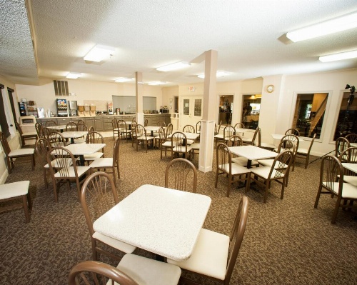 Northfield Inn Suites and Conference Center image 37