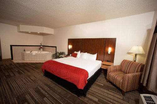 Northfield Inn Suites and Conference Center image 6